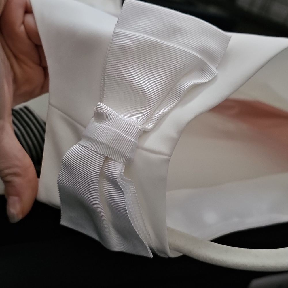 Ted BAKER Floral White/Red MICLA Dress. Sz 2 (6 US). NWT - Picture 6 of 7